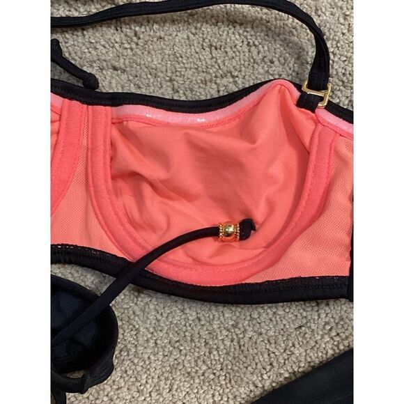 New. Pilyq embroidered full bikini. MIXED SIZES
S-top/L-bottoms. Normally $169 - Picture 8 of 8